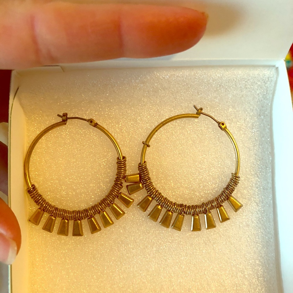 Bungalow Hoops